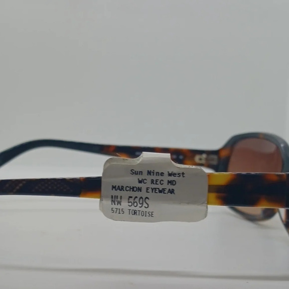 NWT WOMEN\'S NINE WEST SUNGLASSES 569S TORTOISE